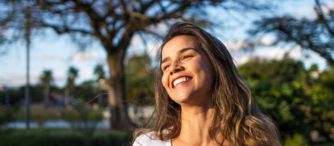 woman smiling with white teeth